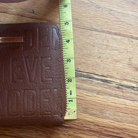 NWOT Steve Madden Logo Large Wallet Clutch - Picture 5 of 9
